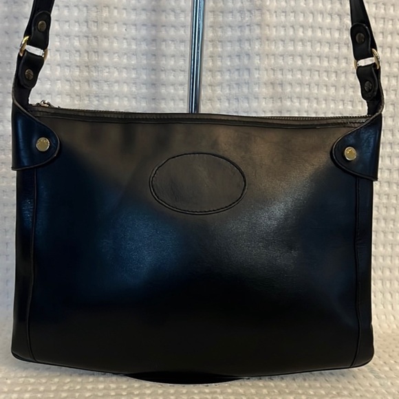 Vintage Gucci Black Leather Shoulder Bag - Picture 1 of 9
